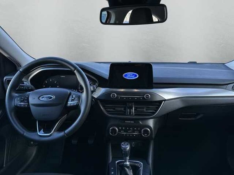 Ford Focus Titanium 1.5 EcoBlue Navi LED Kurvenlicht ACC Apple CarPlay Android Auto